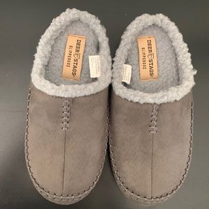Deer Stags Slipperooz Blue and Gray, Big-Kid, Slippers. Size 5  NEW